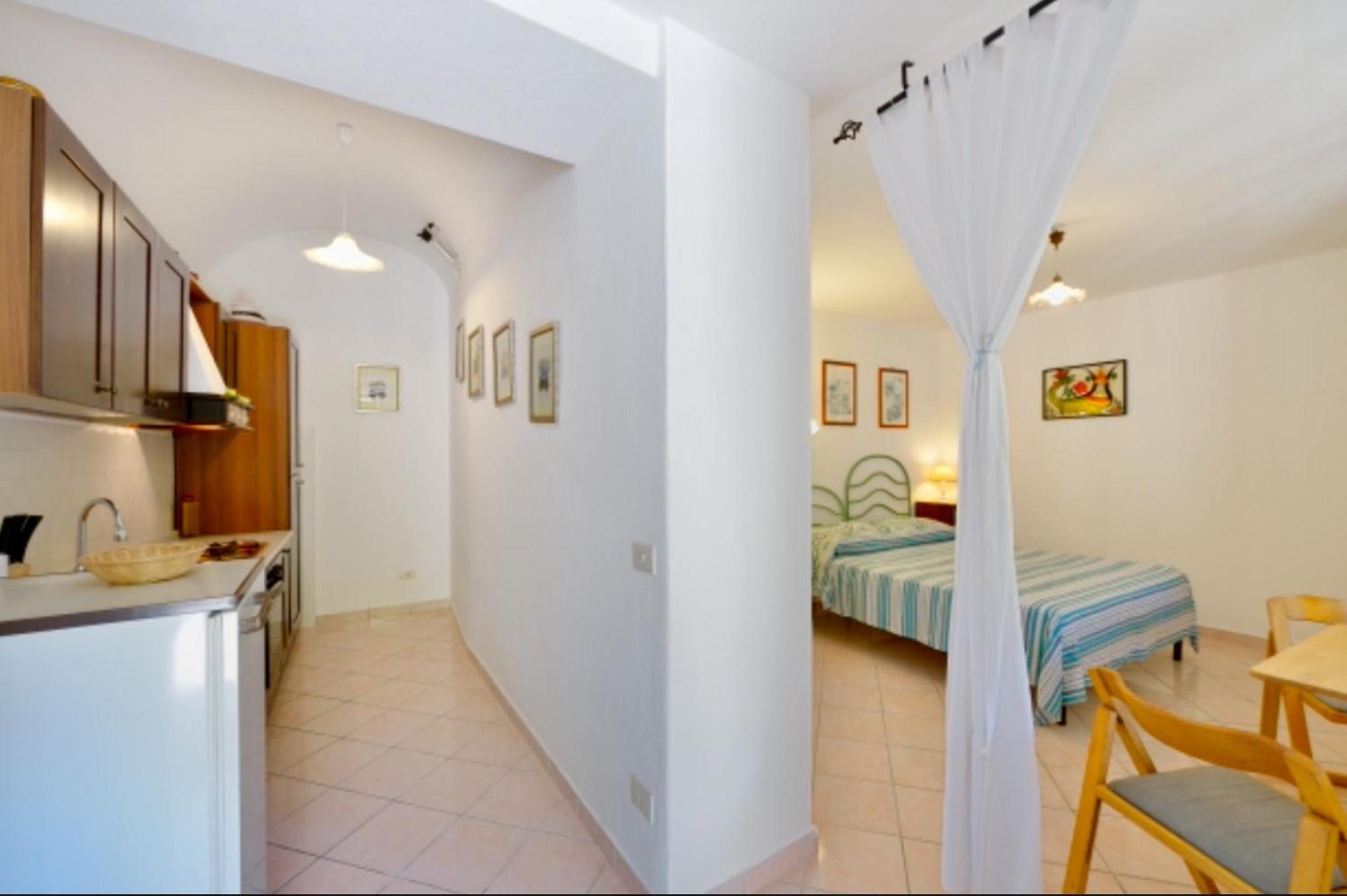 Villa Vincenzo Di Meglio Barano dʼIschia Zimmer foto